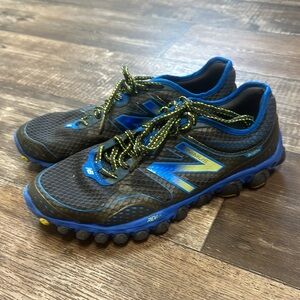 New Balance 3090v2 Men's Sz 11.5 Running Shoes Sneakers Blue/Black/Green